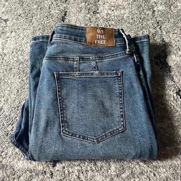Free People We The Free curvy flare jeans - Picture 2 of 13